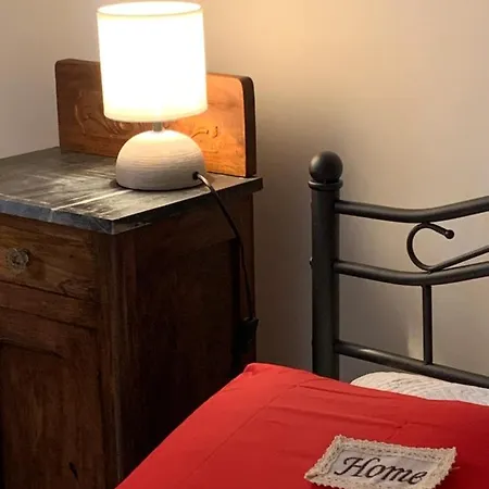 Takalcastel Apartment Cisterna dʼAsti