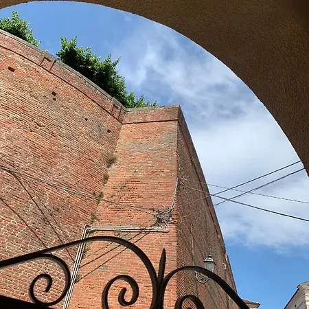 Takalcastel * Cisterna dʼAsti